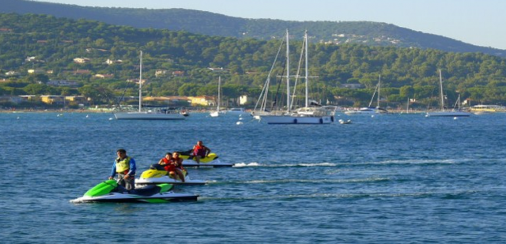 Les Elephants de Mer JetSki