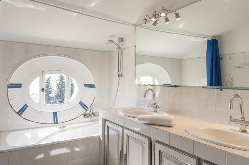 Badkamer 1e verdieping oude gedeelte 