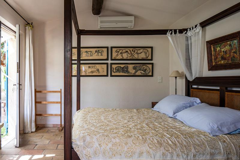De master bedroom