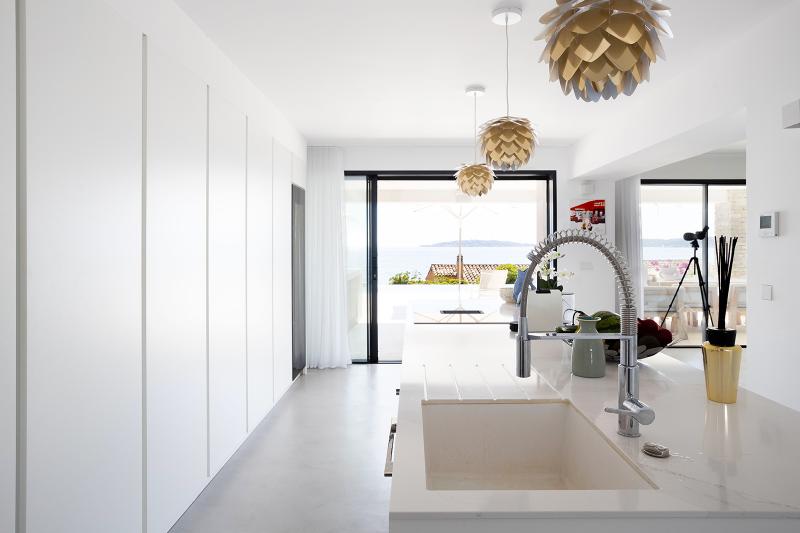 Moderne en luxe open keuken