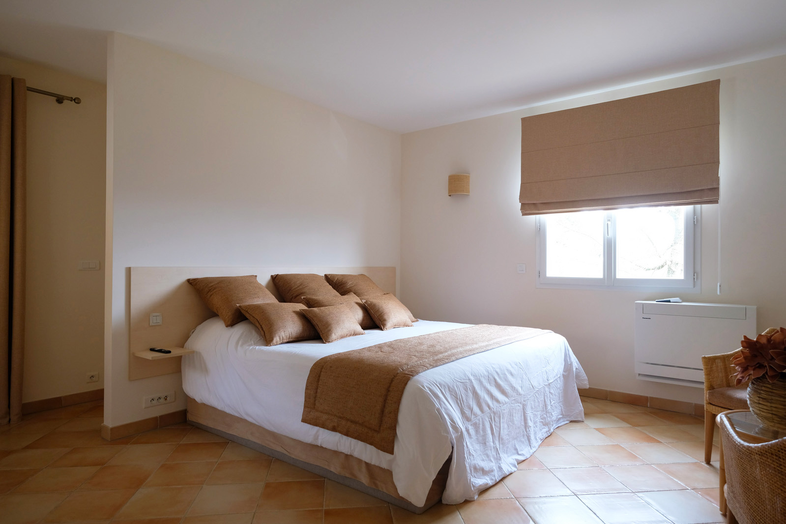 Slaapkamer 1 niveau living 