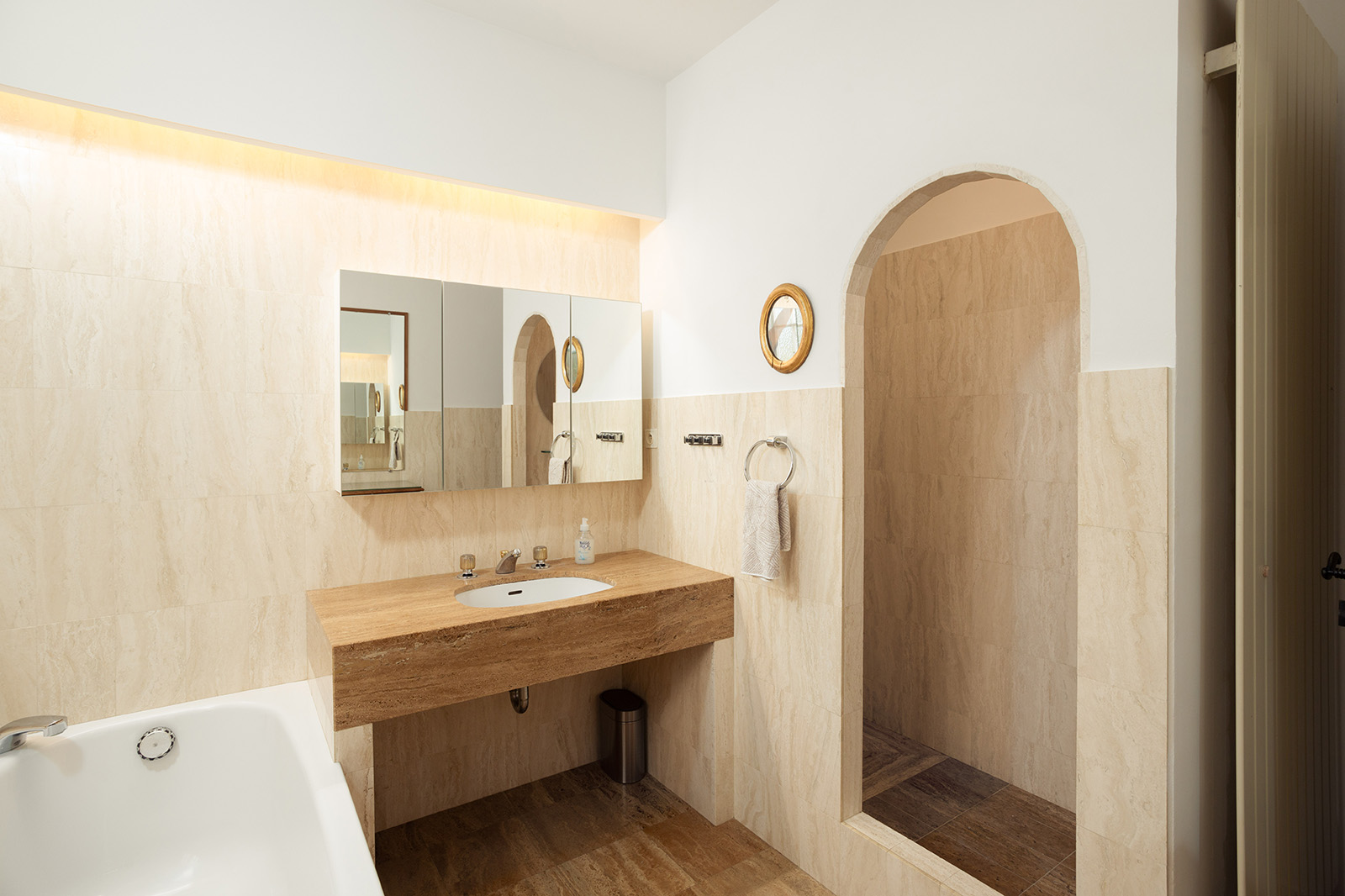 Badkamers renovatie eind 2024. Moderner en luxer